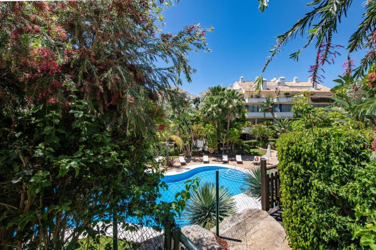 Luxury apartment at Lomas del Rey, Puente Romano Marbella Exterior foto